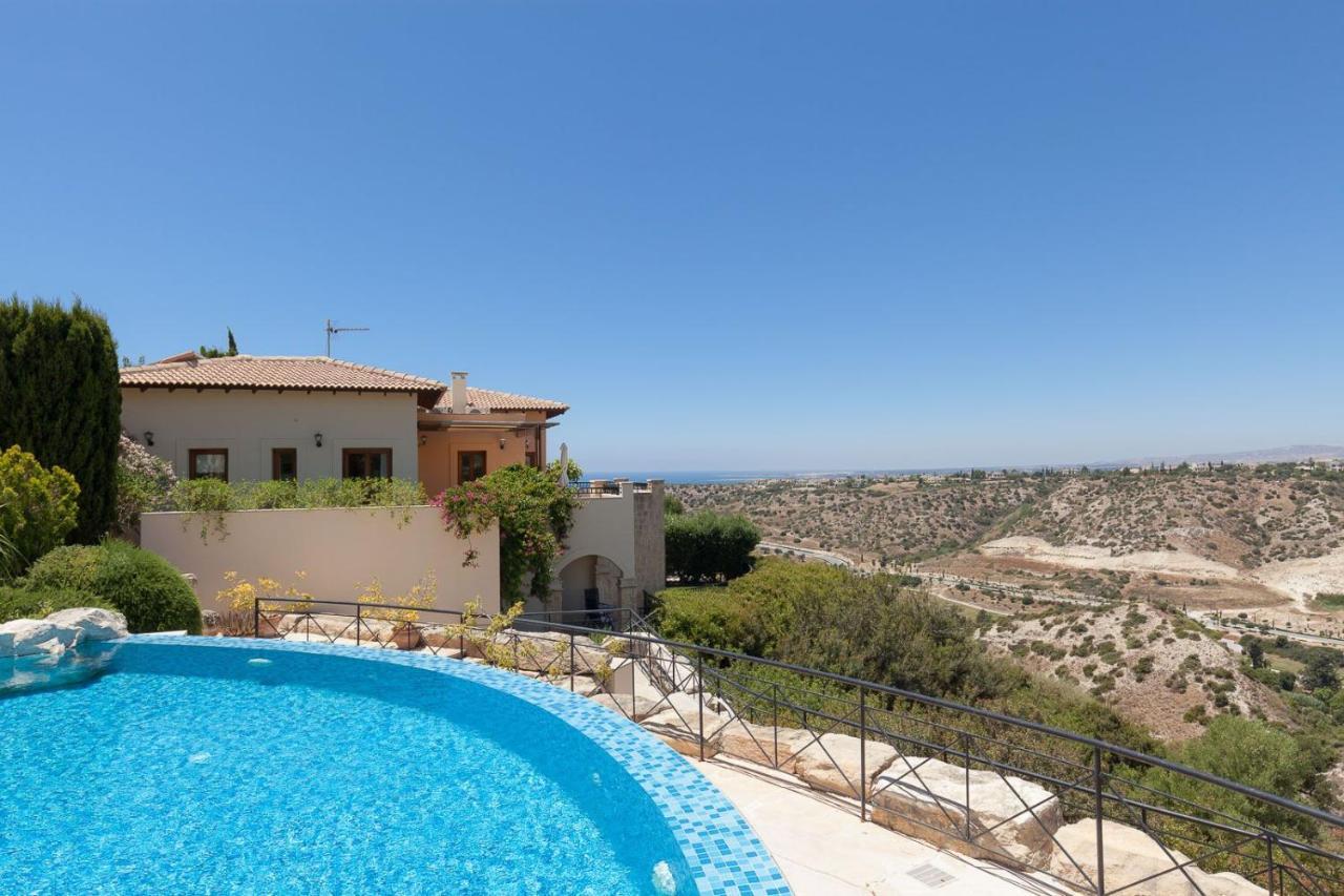 Aphrodite Hills Holiday Residences Junior Villas 3 Bedroom Junior Villa With Communal Pool - Fz02 Paphos