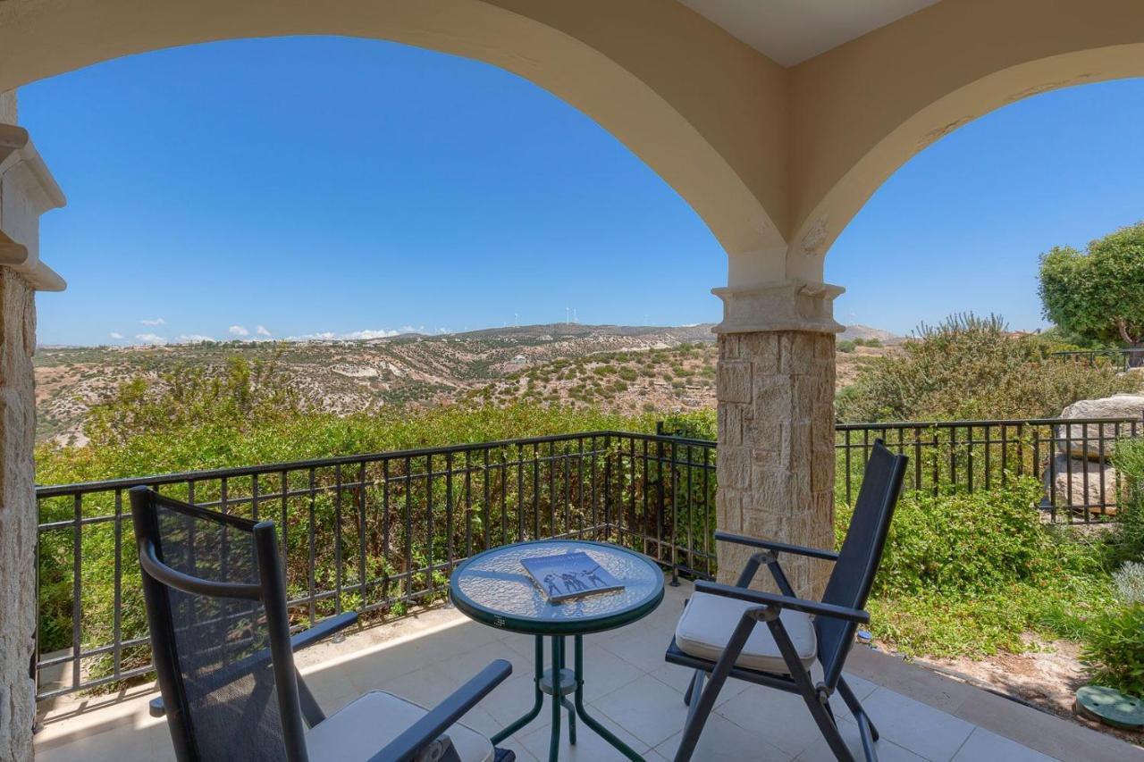 Aphrodite Hills Holiday Residences Junior Villas 3 Bedroom Junior Villa With Communal Pool - Fz02 * Paphos
