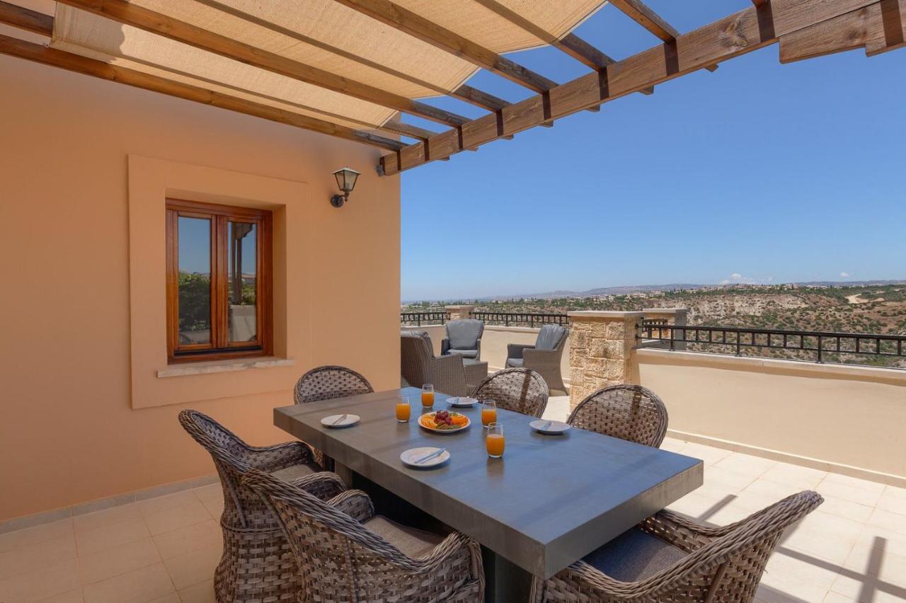 Aphrodite Hills Holiday Residences Junior Villas 3 Bedroom Junior Villa With Communal Pool - Fz02 Villa *