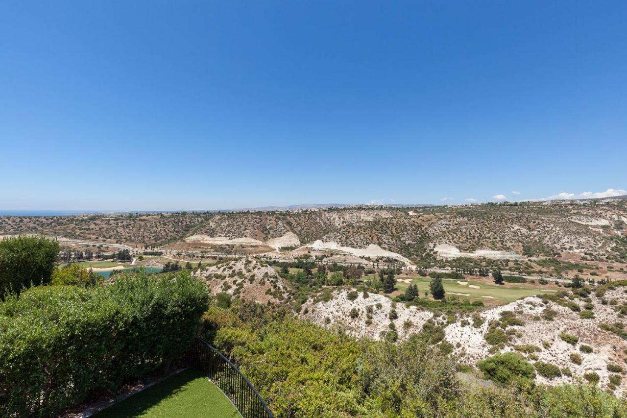 Villa Aphrodite Hills Holiday Residences Junior Villas 3 Bedroom Junior Villa With Communal Pool - Fz02