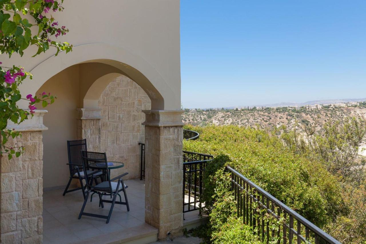Aphrodite Hills Holiday Residences Junior Villas 3 Bedroom Junior Villa With Communal Pool - Fz02 Villa Paphos